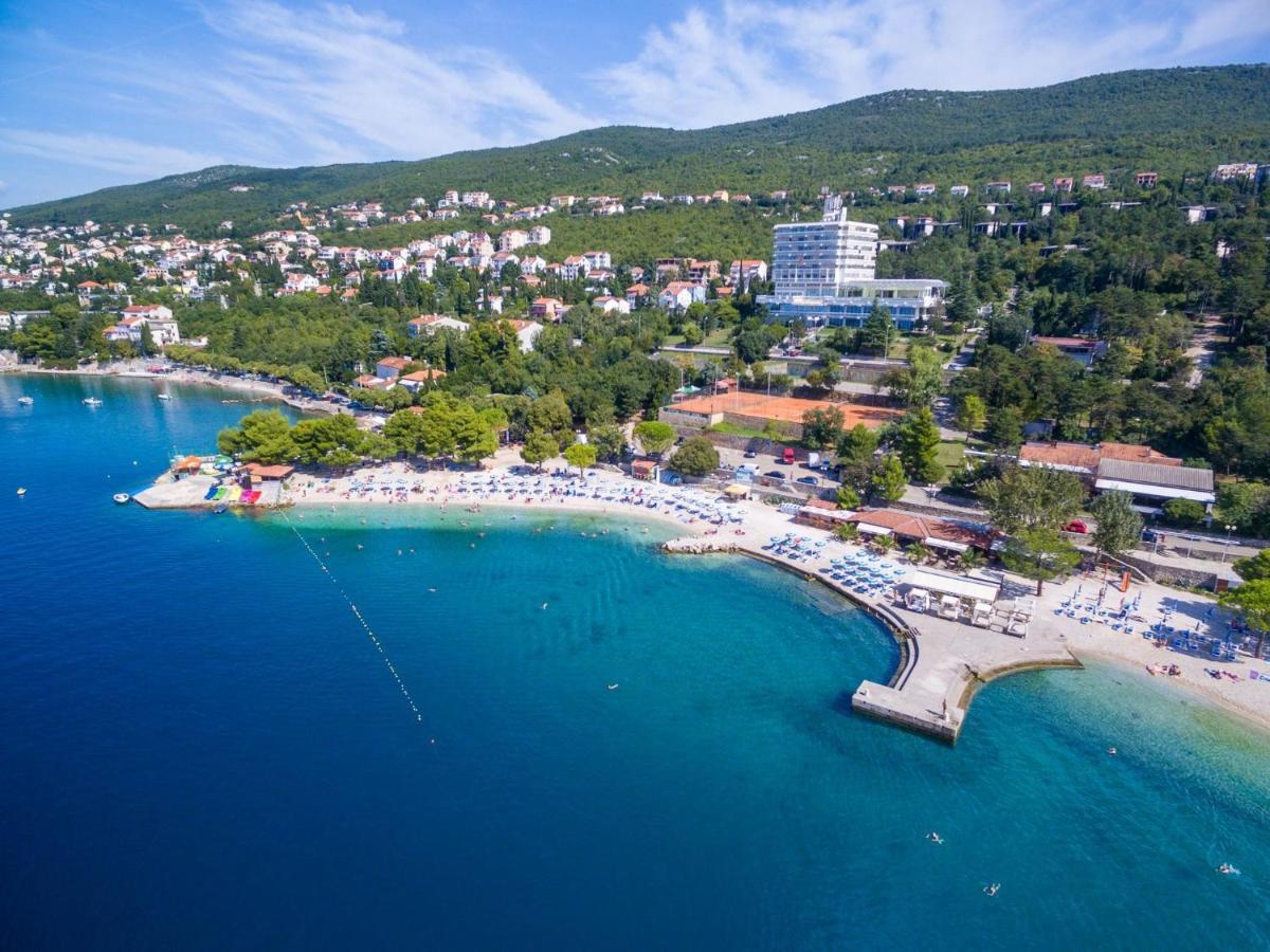 Apartments Bartulin Crikvenica Exteriör bild